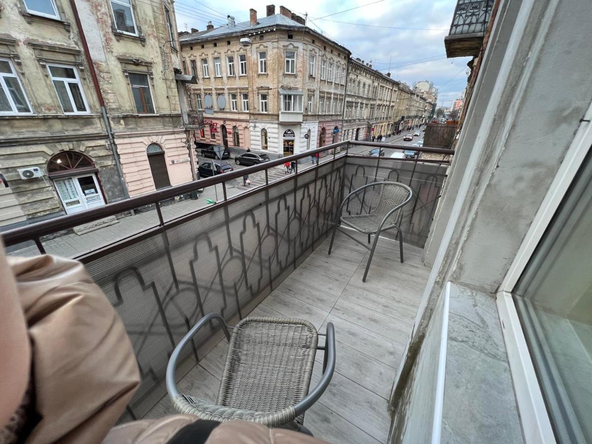 Kulisha 2Bedroom Apartment Near Opera House With Balcony Lviv Exteriör bild